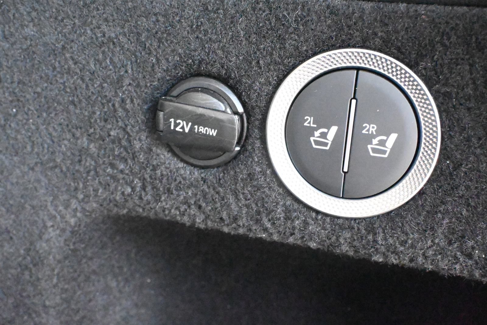 Used 2025 Genesis GV80 2.5T Standard AWD/4WD image 26
