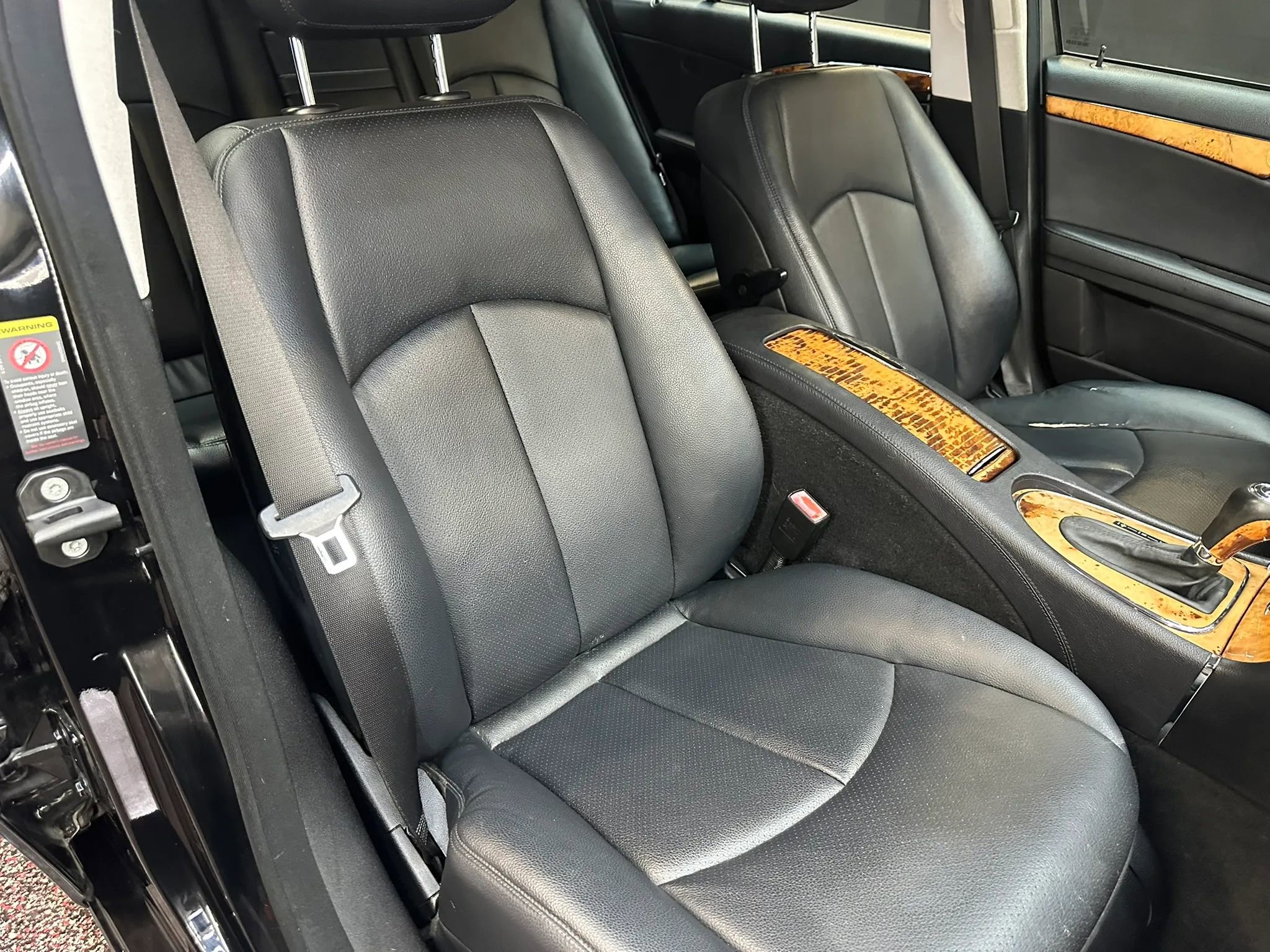 Used 2008 Mercedes-Benz E 350 4MATIC Sedan image 30