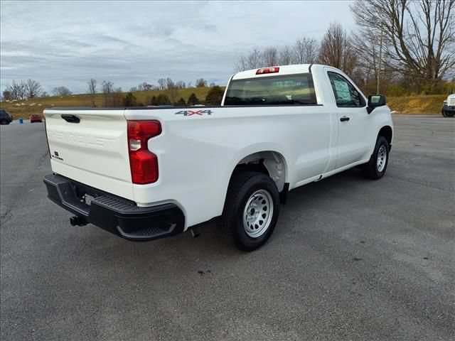 Used 2025 Chevrolet Silverado 1500 W/T w/ Trailering Package AWD/4WD image 5