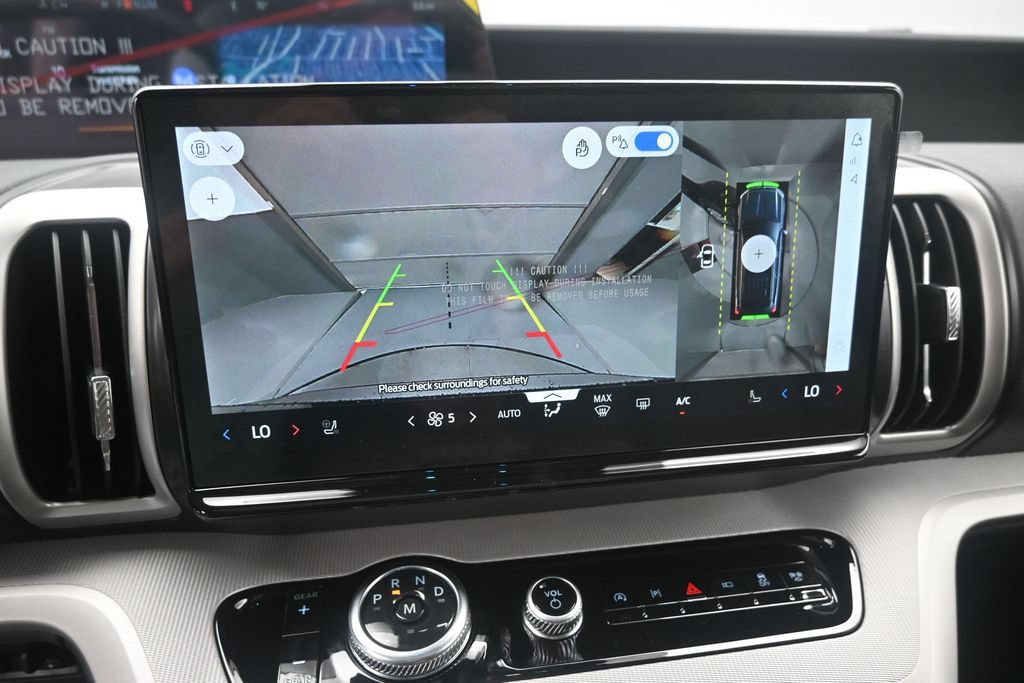 New 2026 Ford Expedition Active RWD image 4