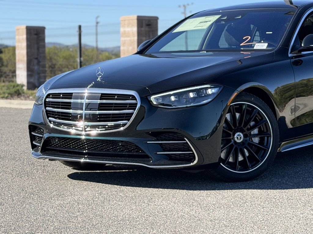 New 2026 Mercedes-Benz S 580 4MATIC Sedan image 3