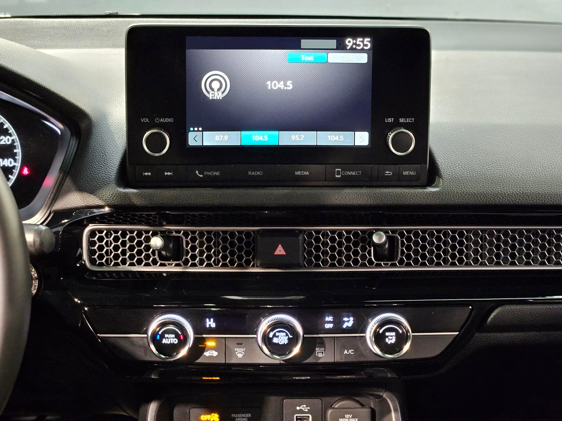 Used 2022 Honda Civic Sport image 16