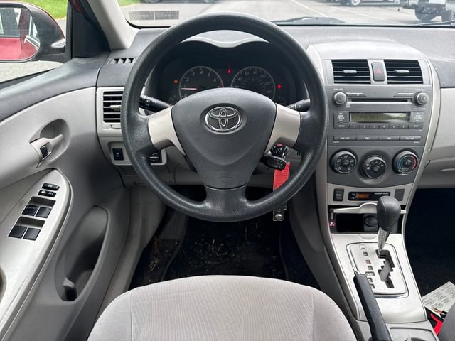 Used 2011 Toyota Corolla LE FWD image 19