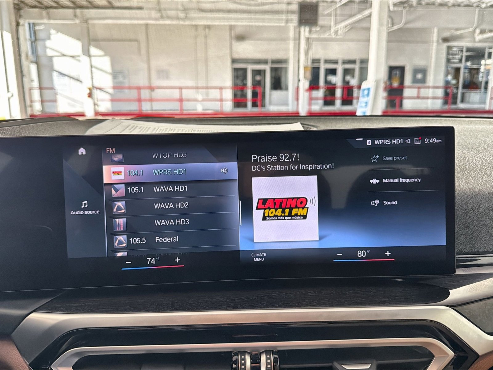 Used 2024 BMW 330i xDrive Sedan w/ Premium Package image 18