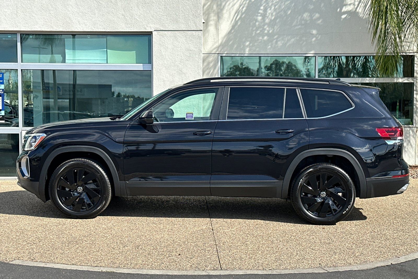 New 2026 Volkswagen Atlas SE image 7