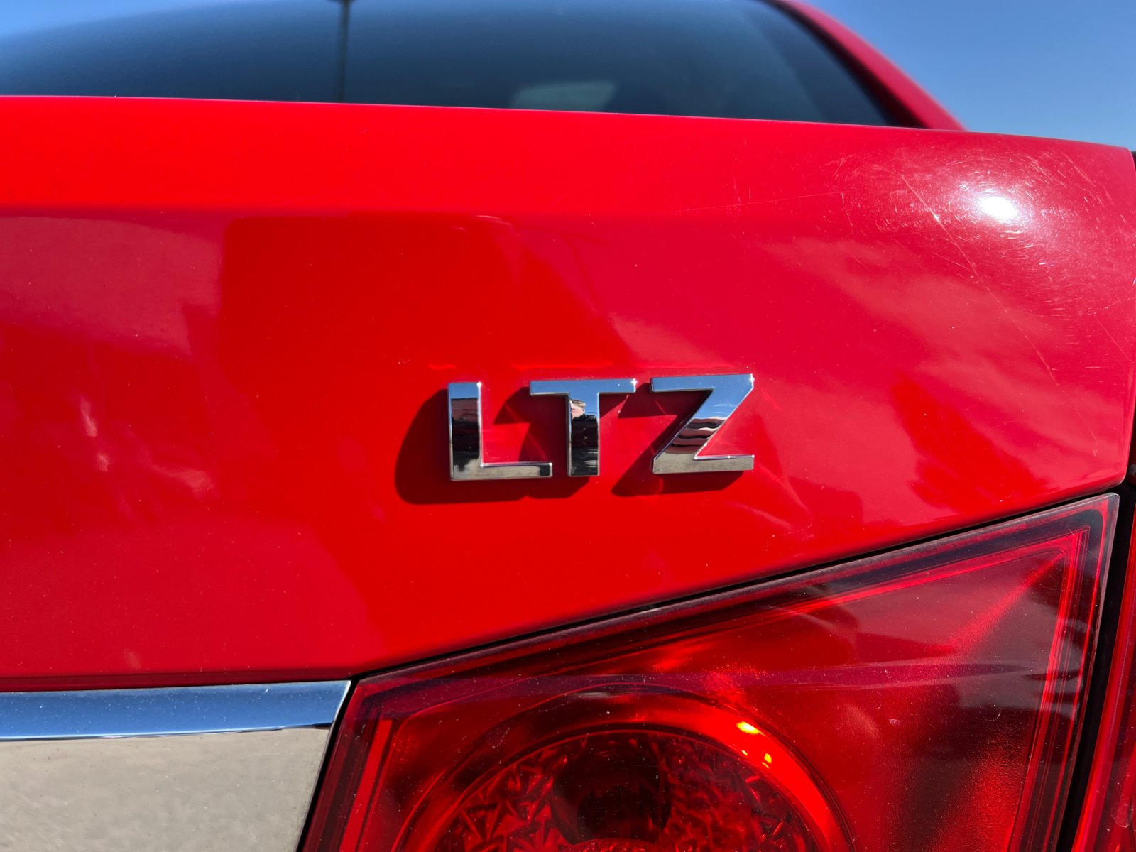 Used 2016 Chevrolet Cruze LTZ FWD image 24