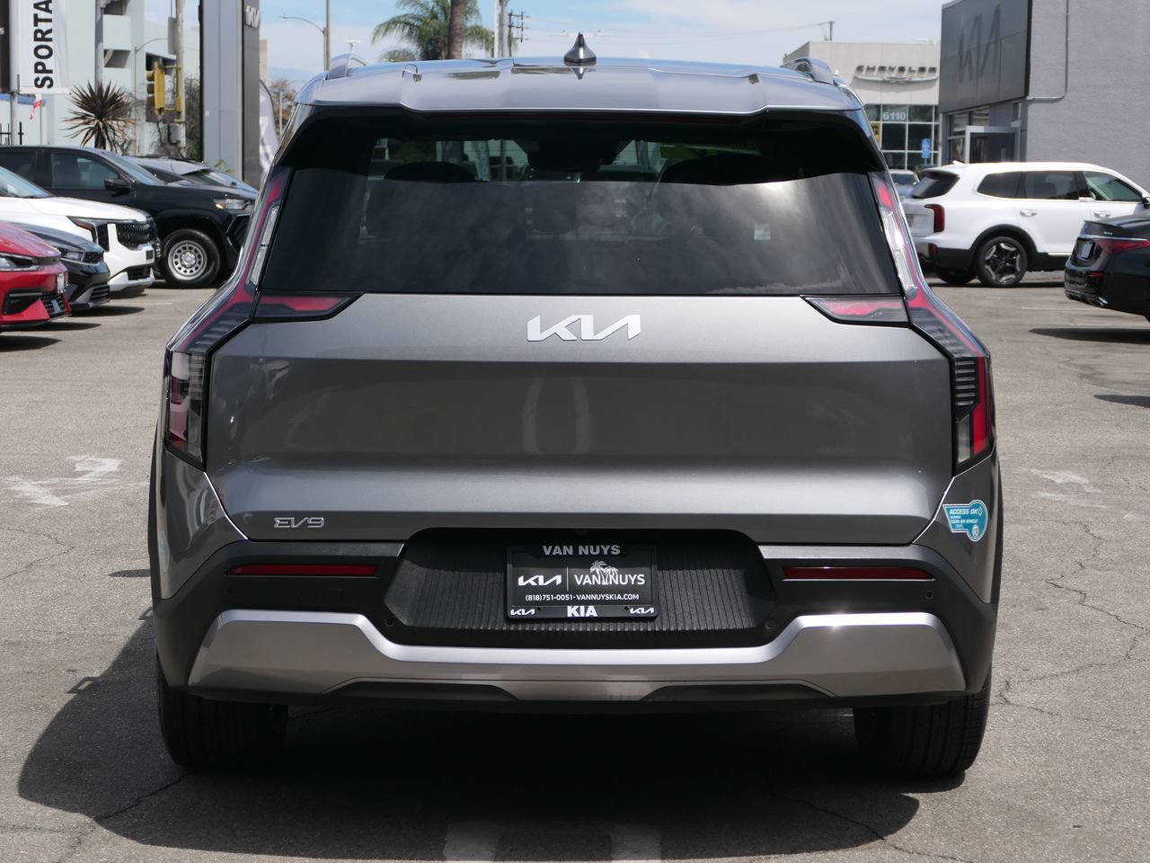 Certified 2024 Kia EV9 Wind AWD/4WD image 4