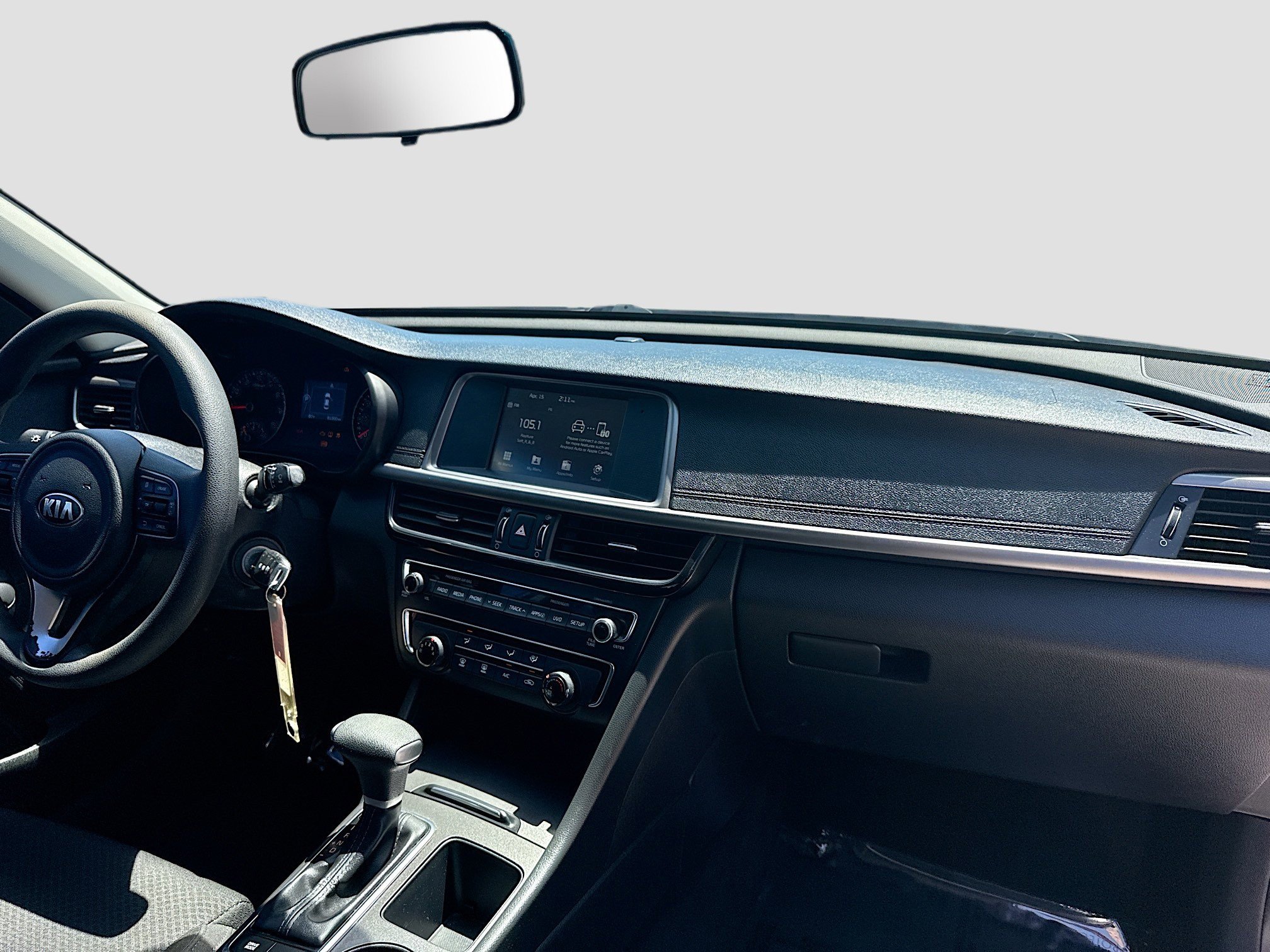 Used 2018 Kia Optima LX w/ 17" Alloy Wheels Package FWD image 29