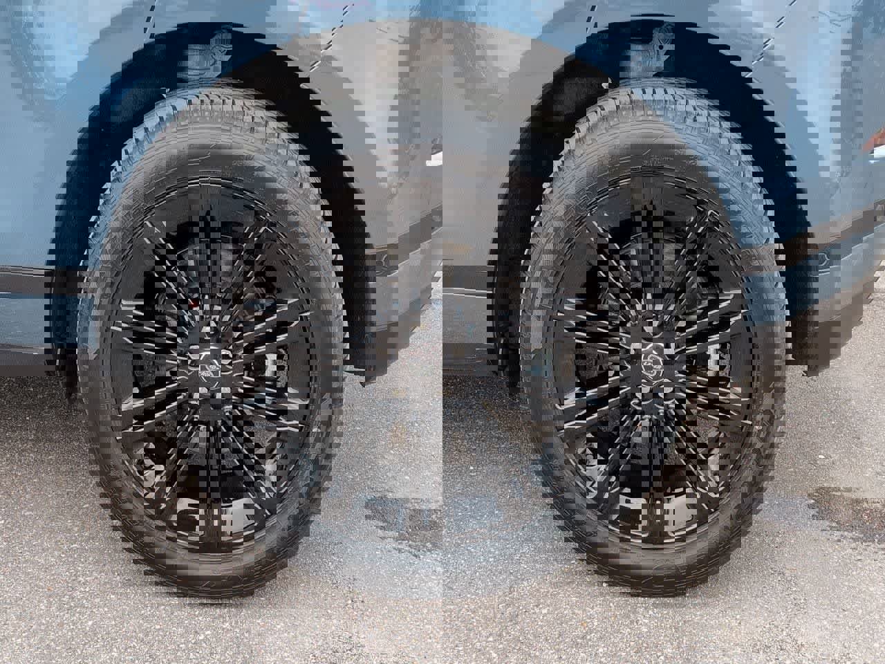 Certified 2025 Land Rover Range Rover Evoque S image 13