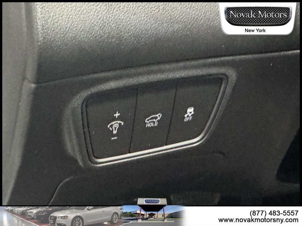 Used 2023 Hyundai Tucson SEL w/ Convenience Package AWD/4WD image 13