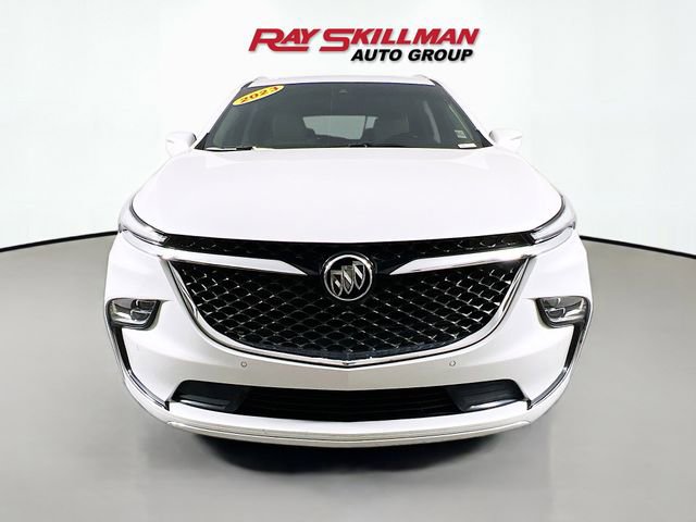 Used 2023 Buick Enclave Avenir w/ Avenir Technology Package AWD/4WD image 2