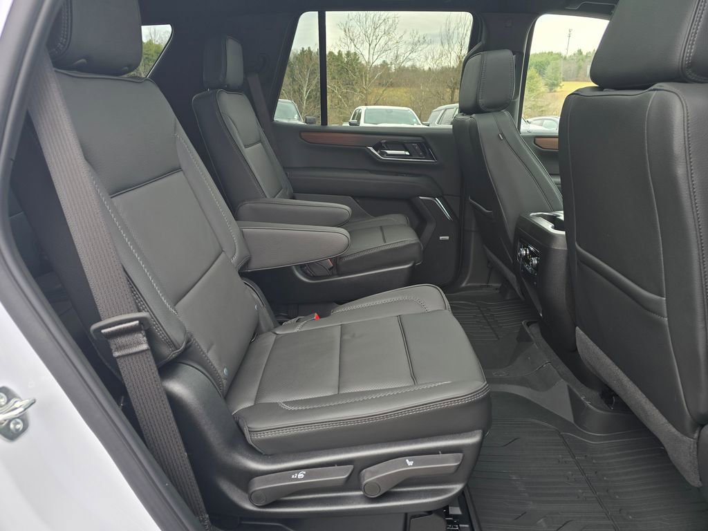 New 2026 GMC Yukon Denali w/ Sun & Power Step Package image 25