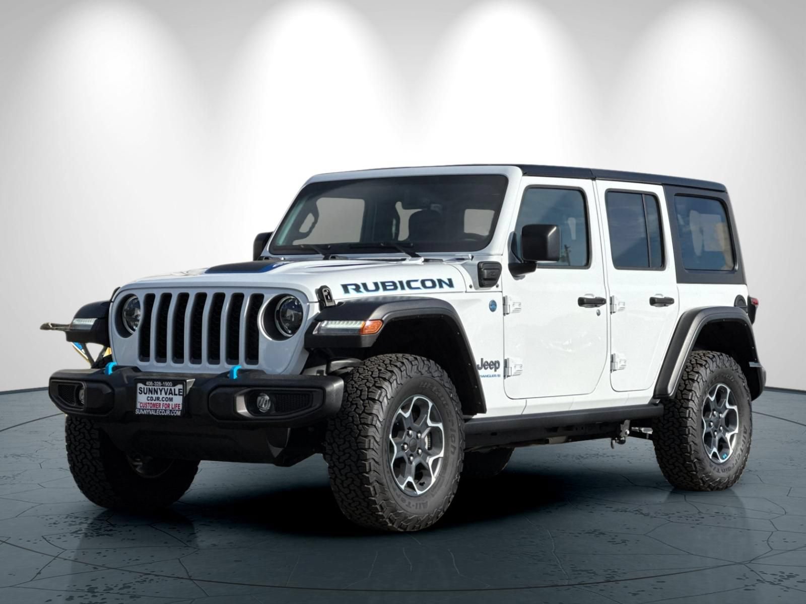 New 2023 Jeep Wrangler Unlimited Rubicon 4xe w/ Cold Weather Group AWD/4WD image 8