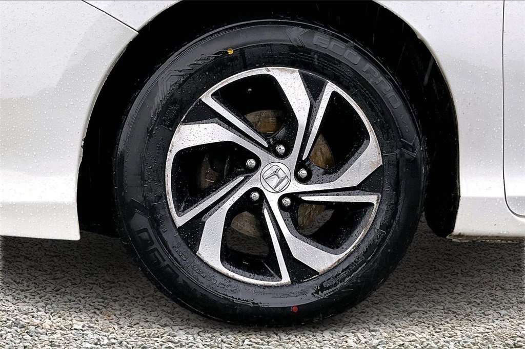 Used 2017 Honda Accord LX image 8