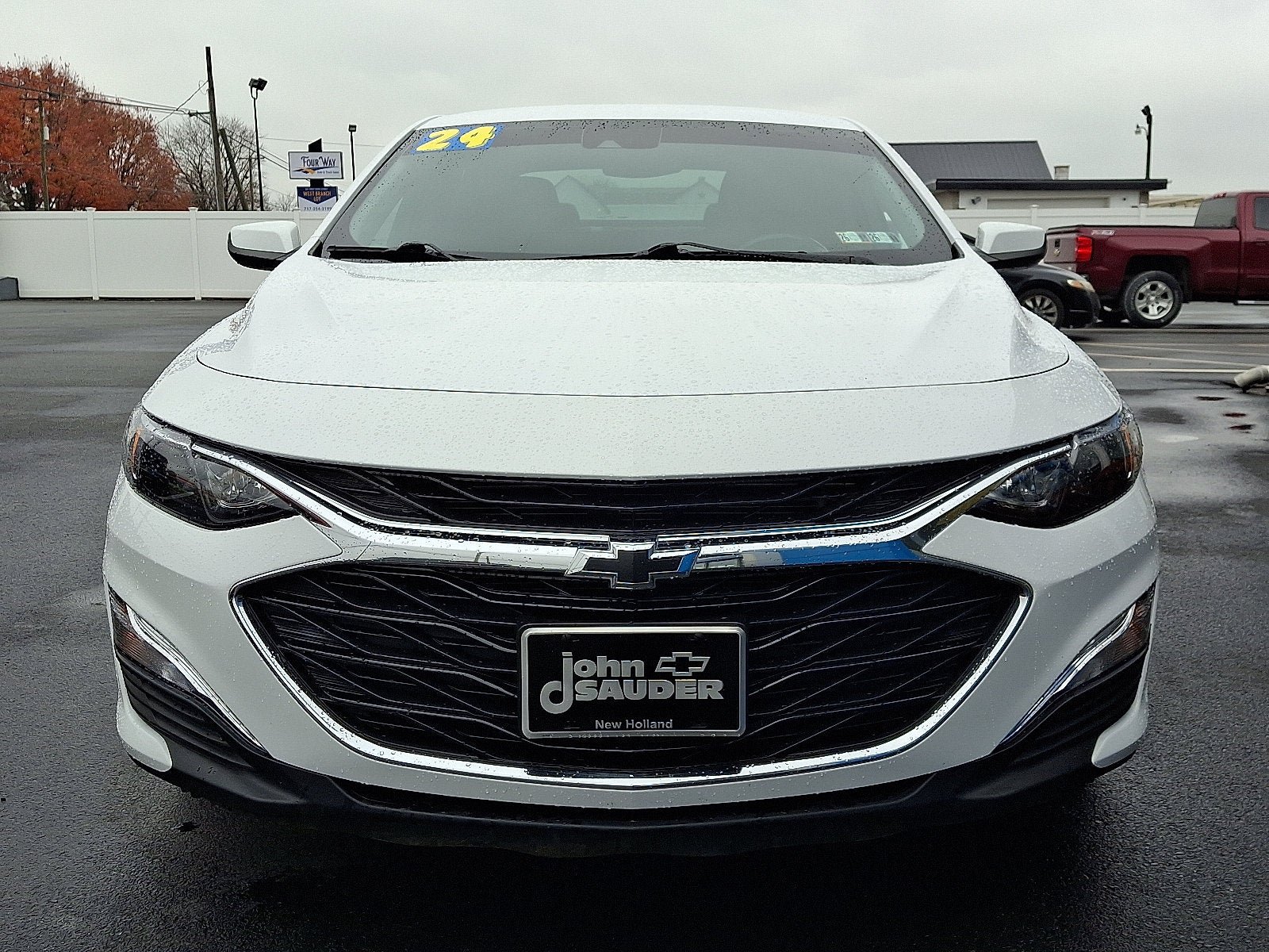 Used 2024 Chevrolet Malibu RS w/ LPO, Floor Liner Package FWD image 2