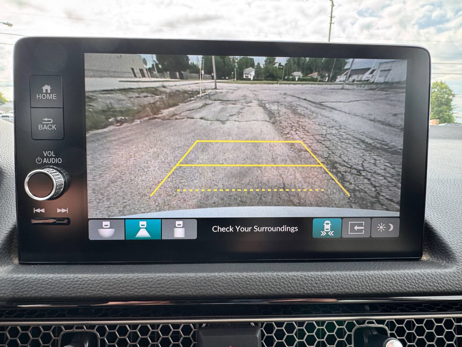 Used 2024 Honda Civic Touring image 3