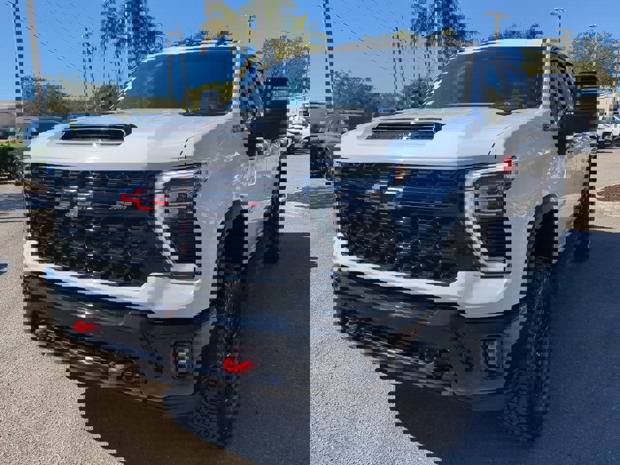 Used 2025 Chevrolet Silverado 2500 ZR2 image 9