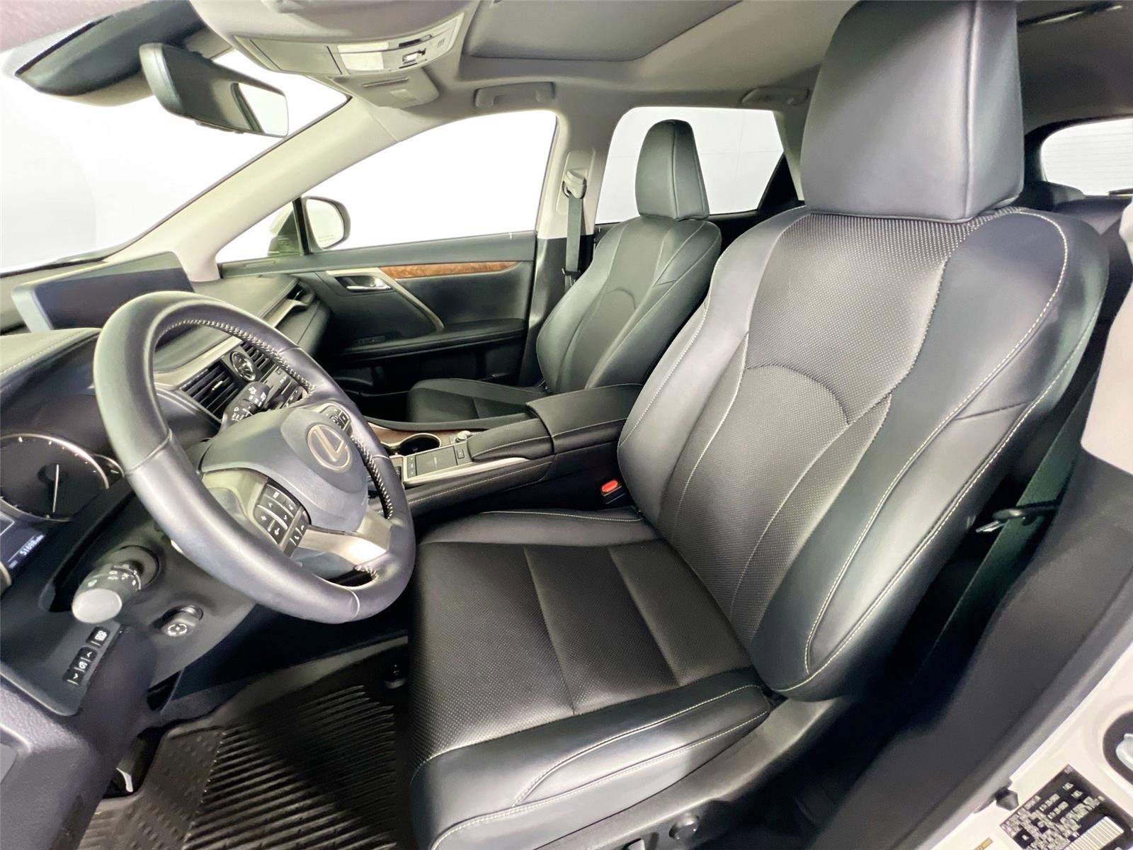 Used 2022 Lexus RX 350L Premium w/ Premium Package AWD/4WD image 21