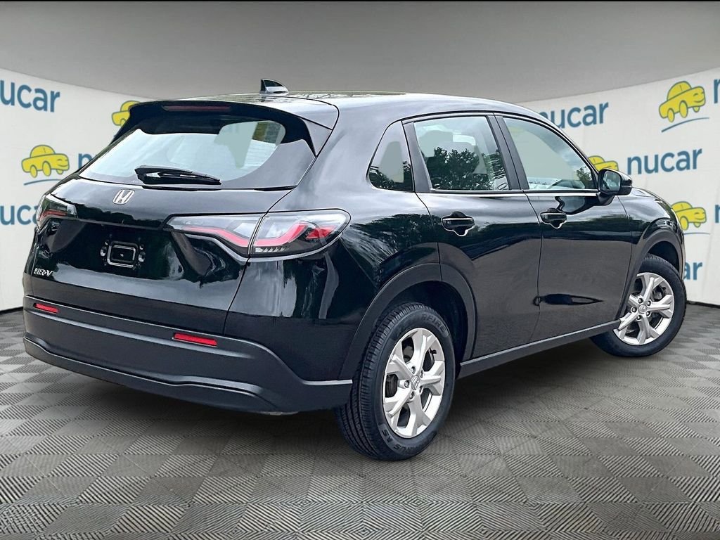Used 2023 Honda HR-V LX image 6