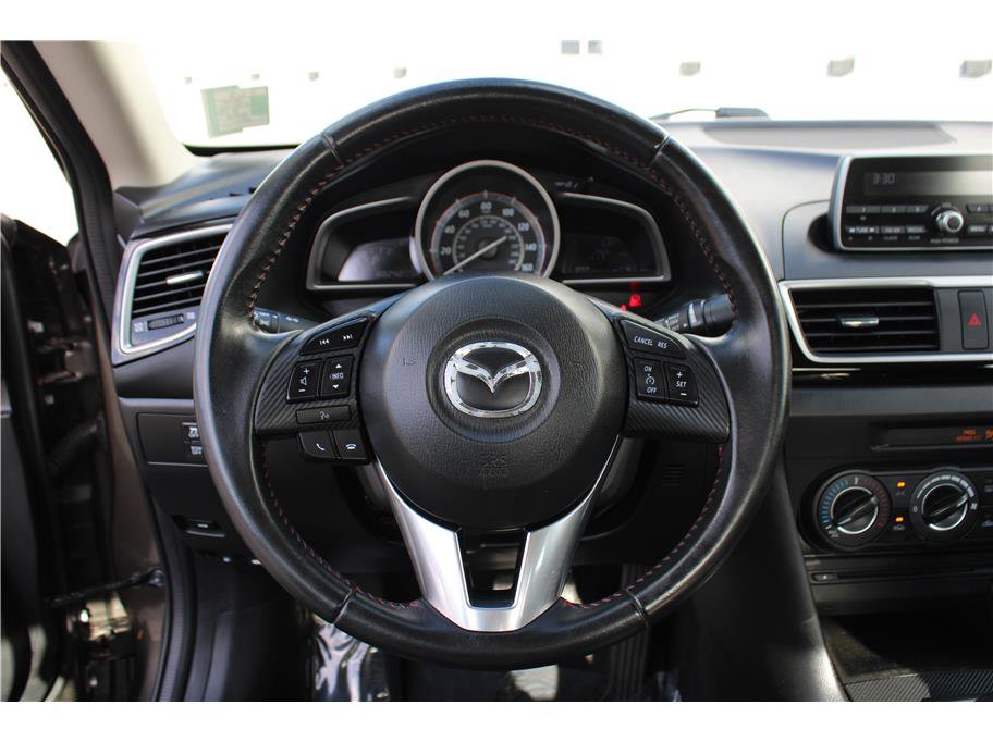 Used 2014 MAZDA MAZDA3 i Touring image 16
