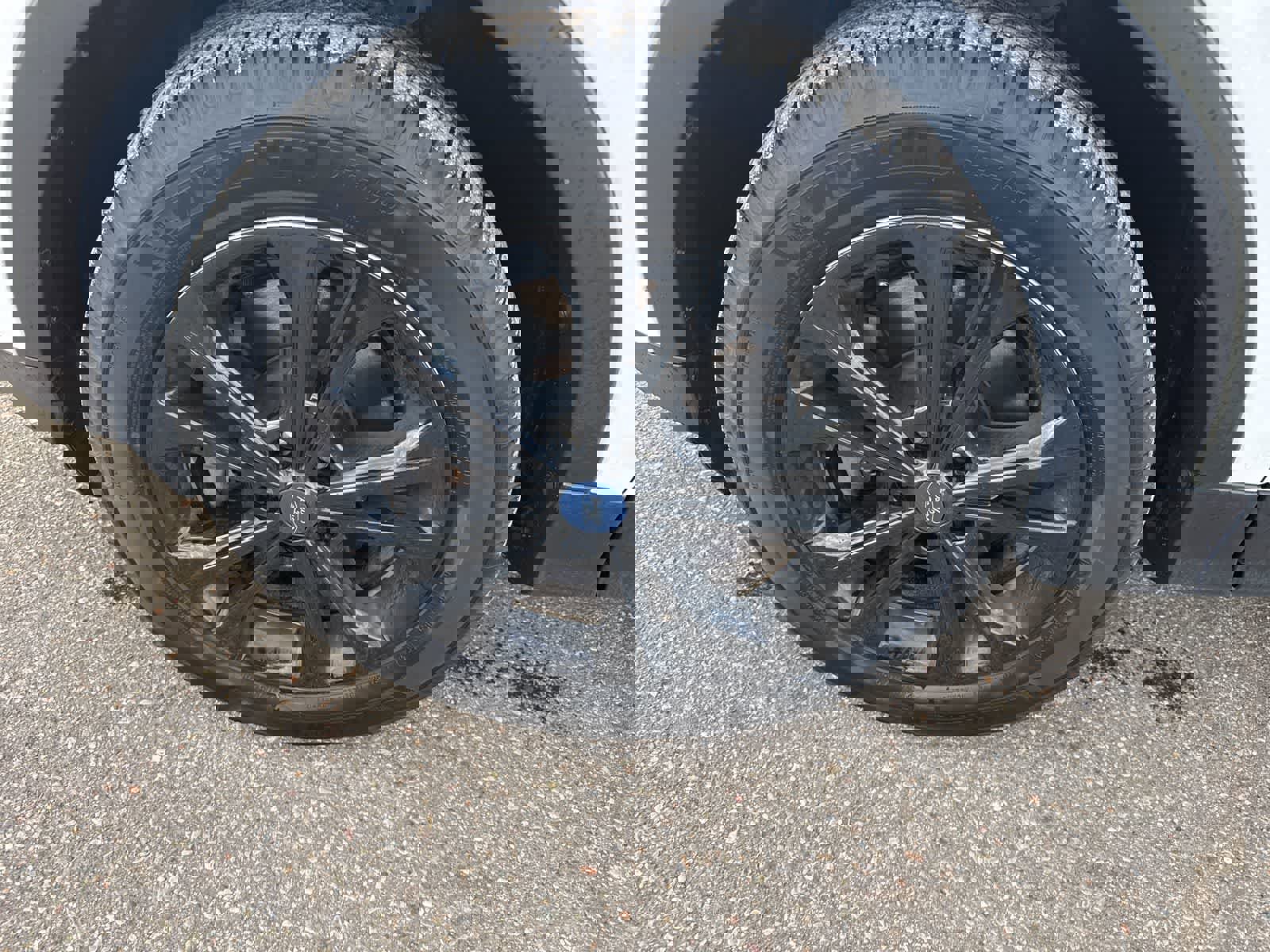 Used 2019 Ford Escape SE image 9