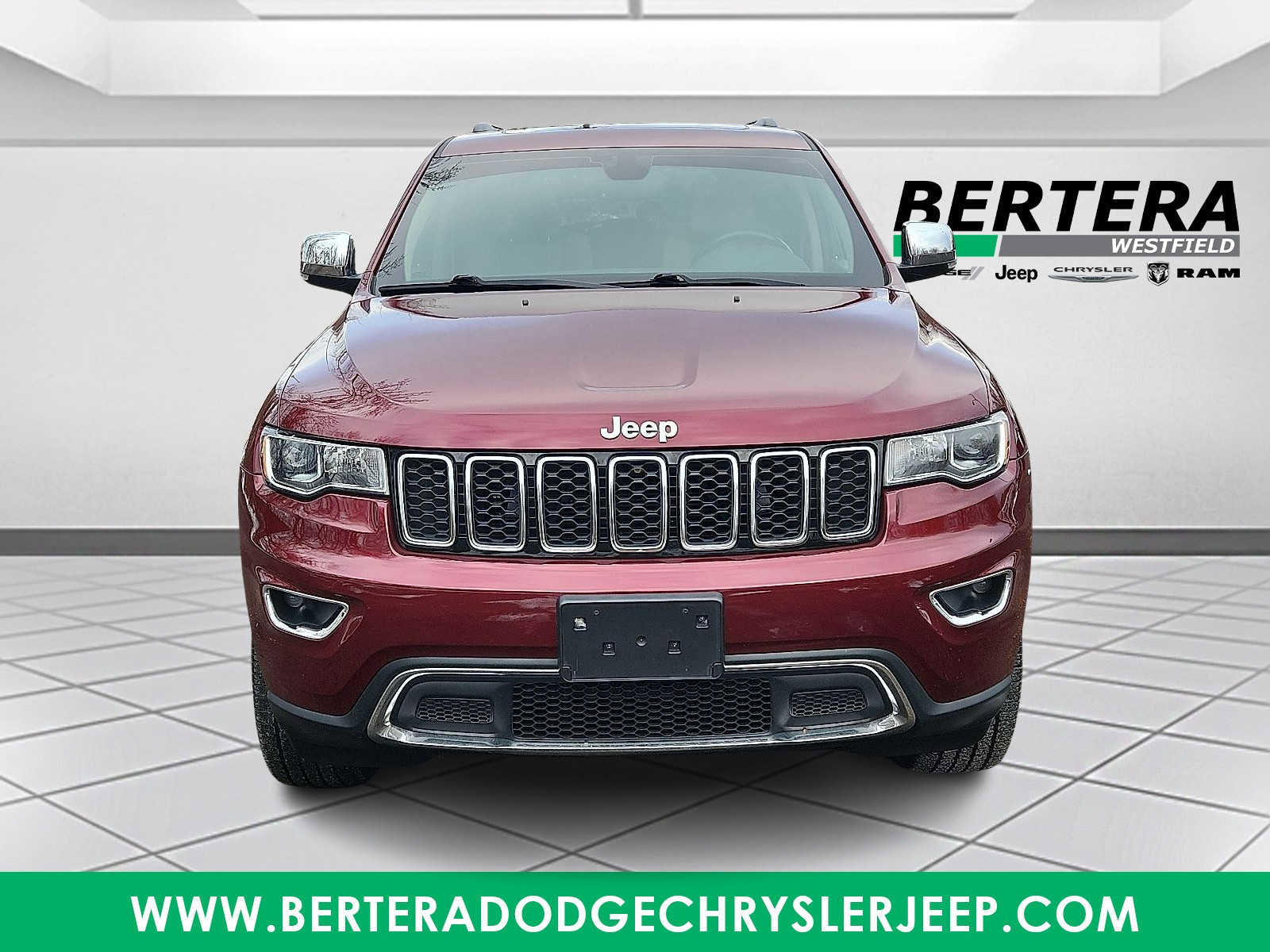 Used 2019 Jeep Grand Cherokee Limited image 2