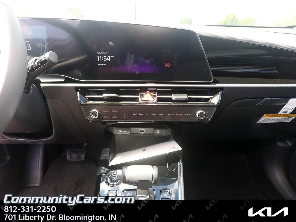 New 2025 Kia Niro EX image 14