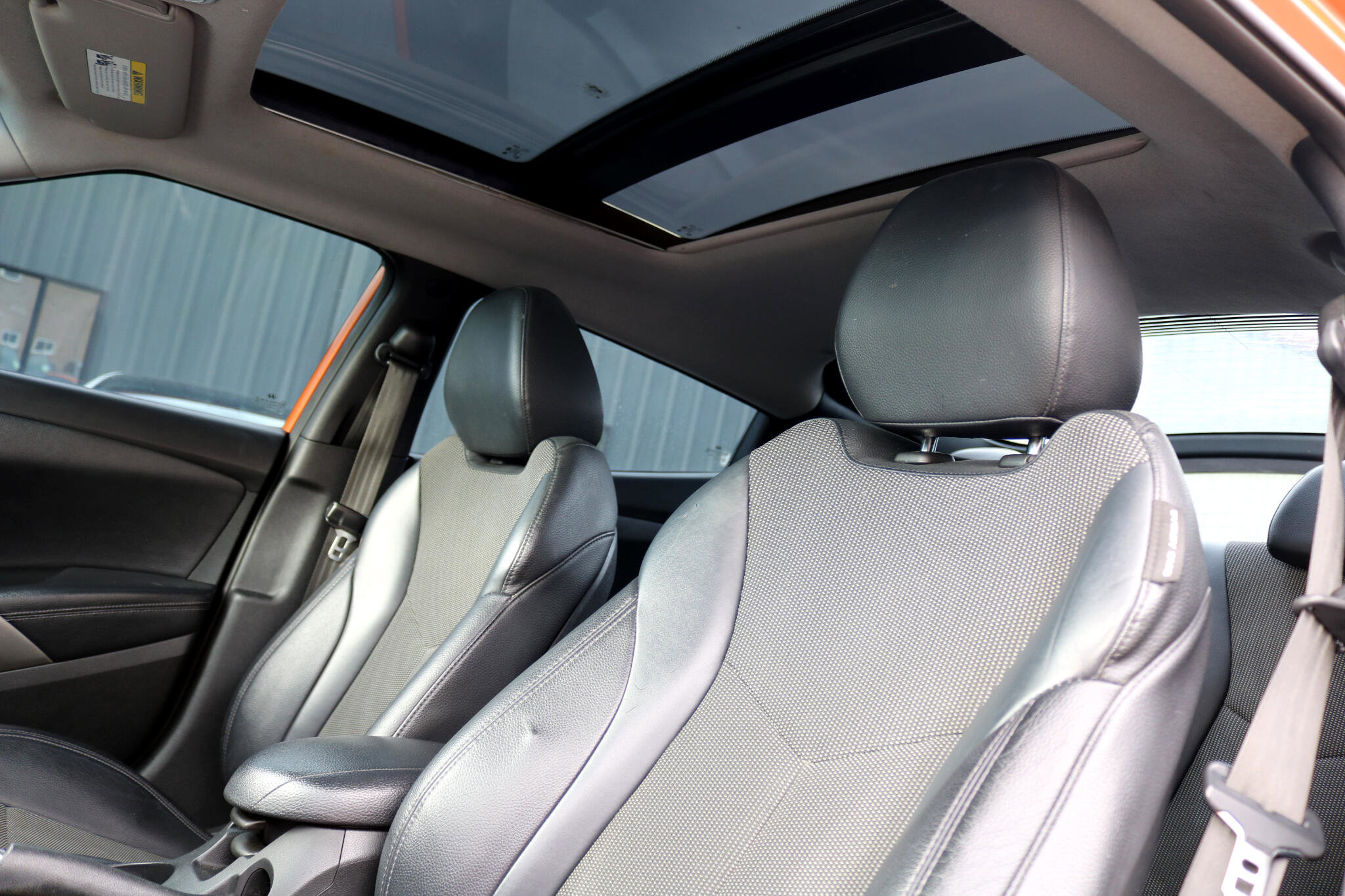 Used 2015 Hyundai Veloster w/ Option Group 03 image 18