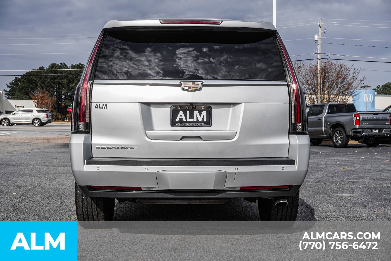 Used 2016 Cadillac Escalade Luxury image 13