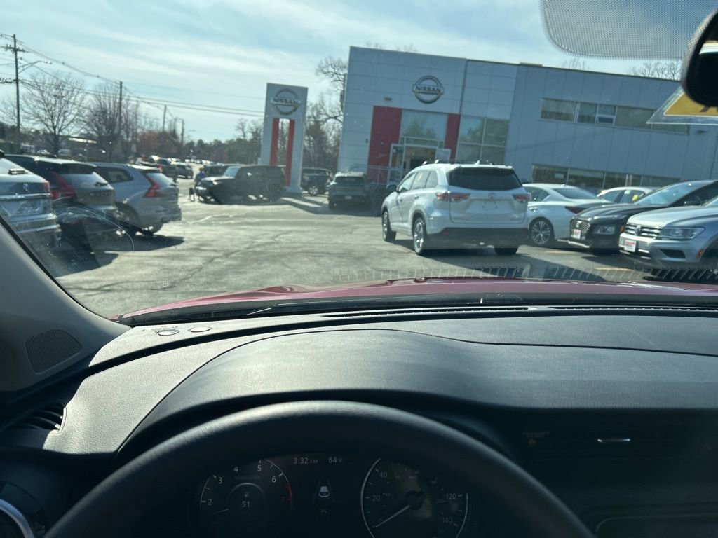 Used 2024 Nissan Kicks SV image 23