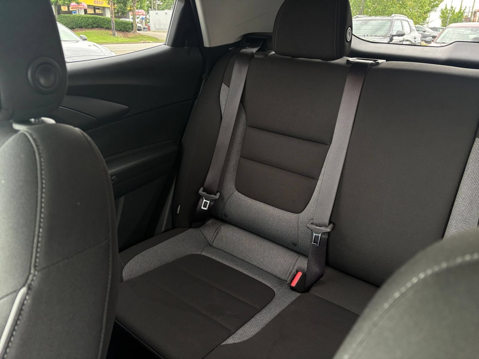 Used 2025 Chevrolet TrailBlazer LT FWD image 37