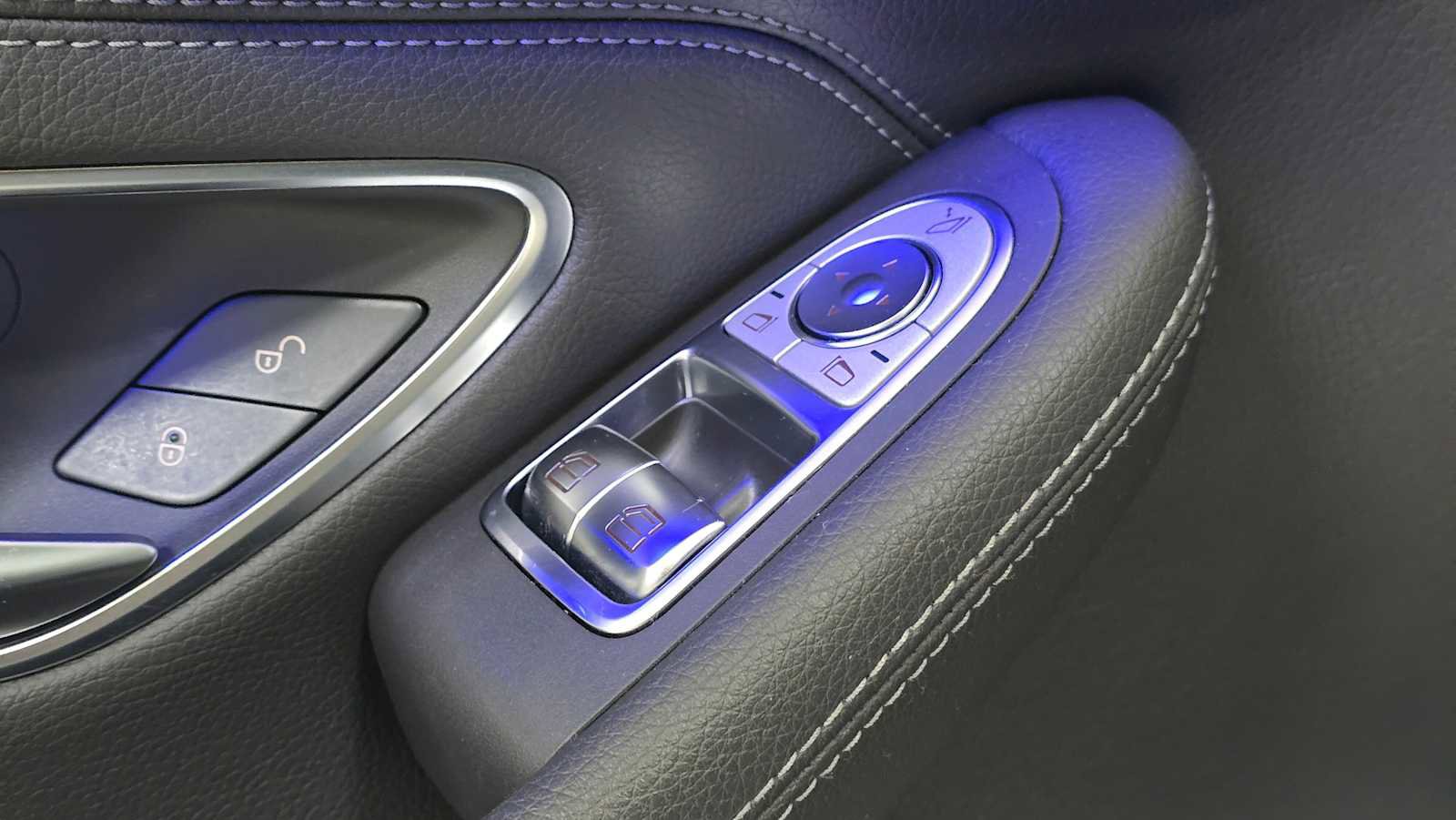 Used 2019 Mercedes-Benz C 300 Coupe image 24