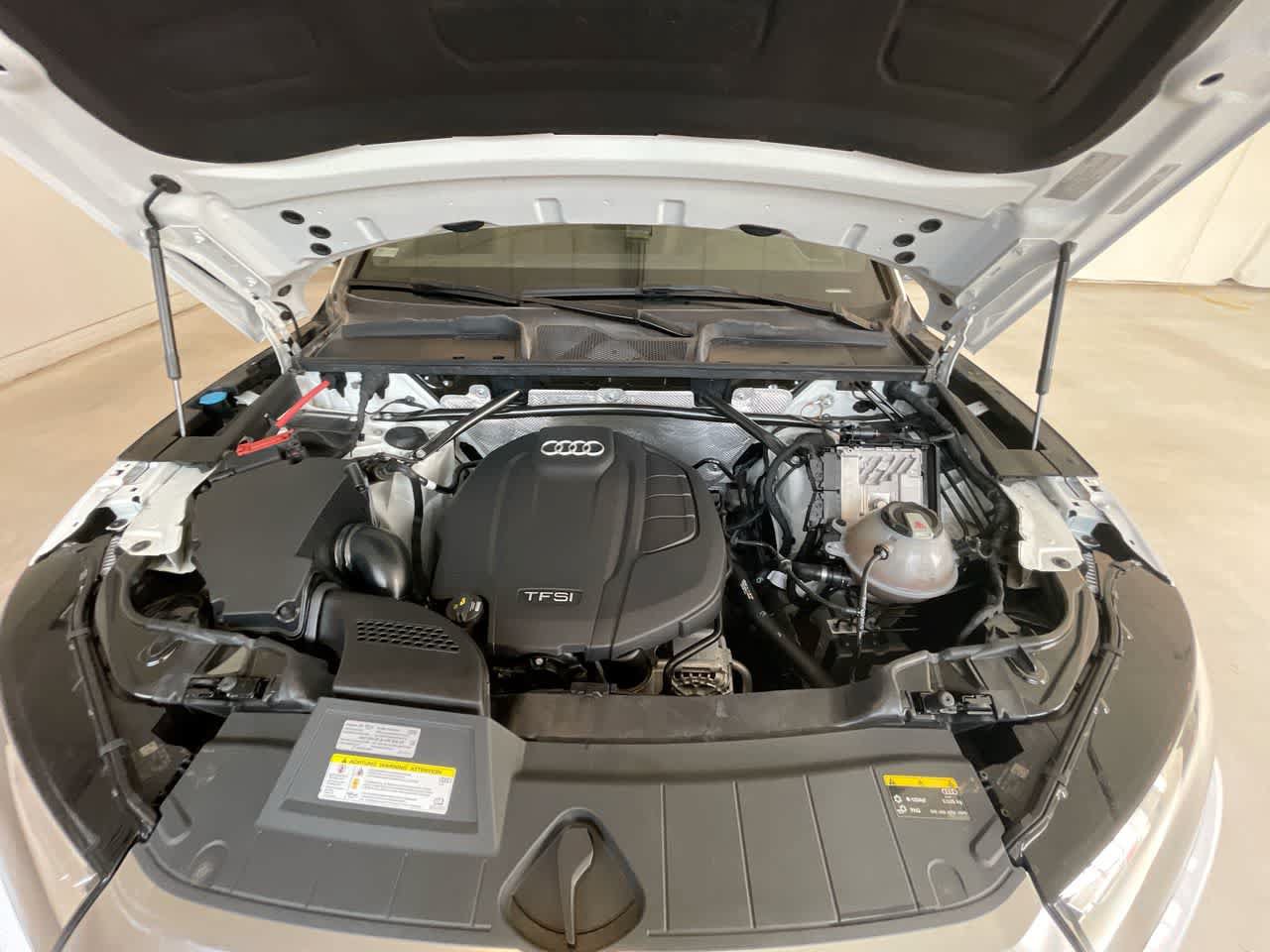 Used 2019 Audi Q5 2.0T Premium w/ Convenience Package AWD/4WD image 26