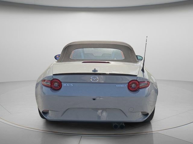 New 2026 MAZDA MX-5 Miata Club w/ Interior Package RWD image 4