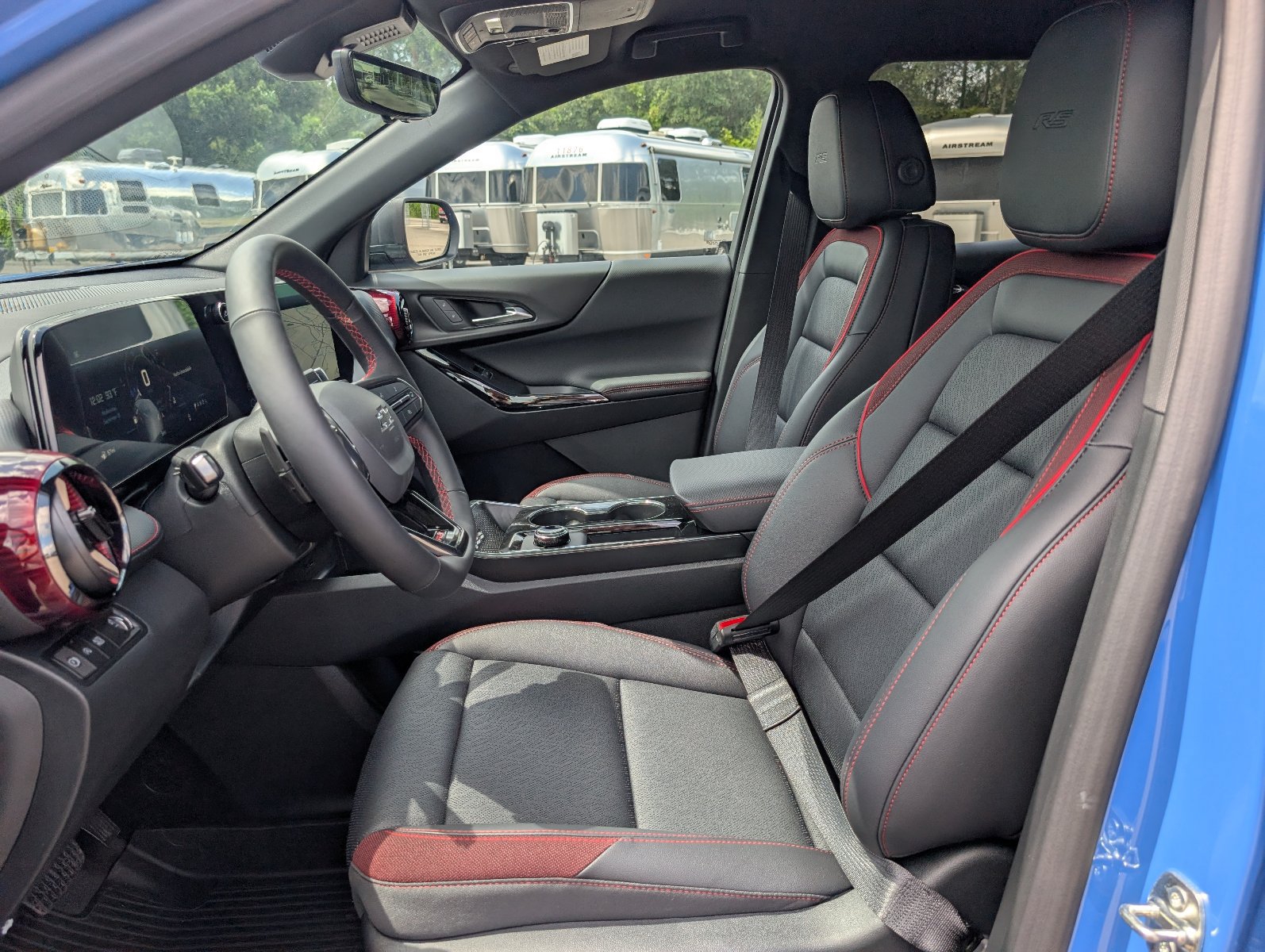New 2027 Chevrolet Equinox RS w/ Safety and Technology Package FWD image 13