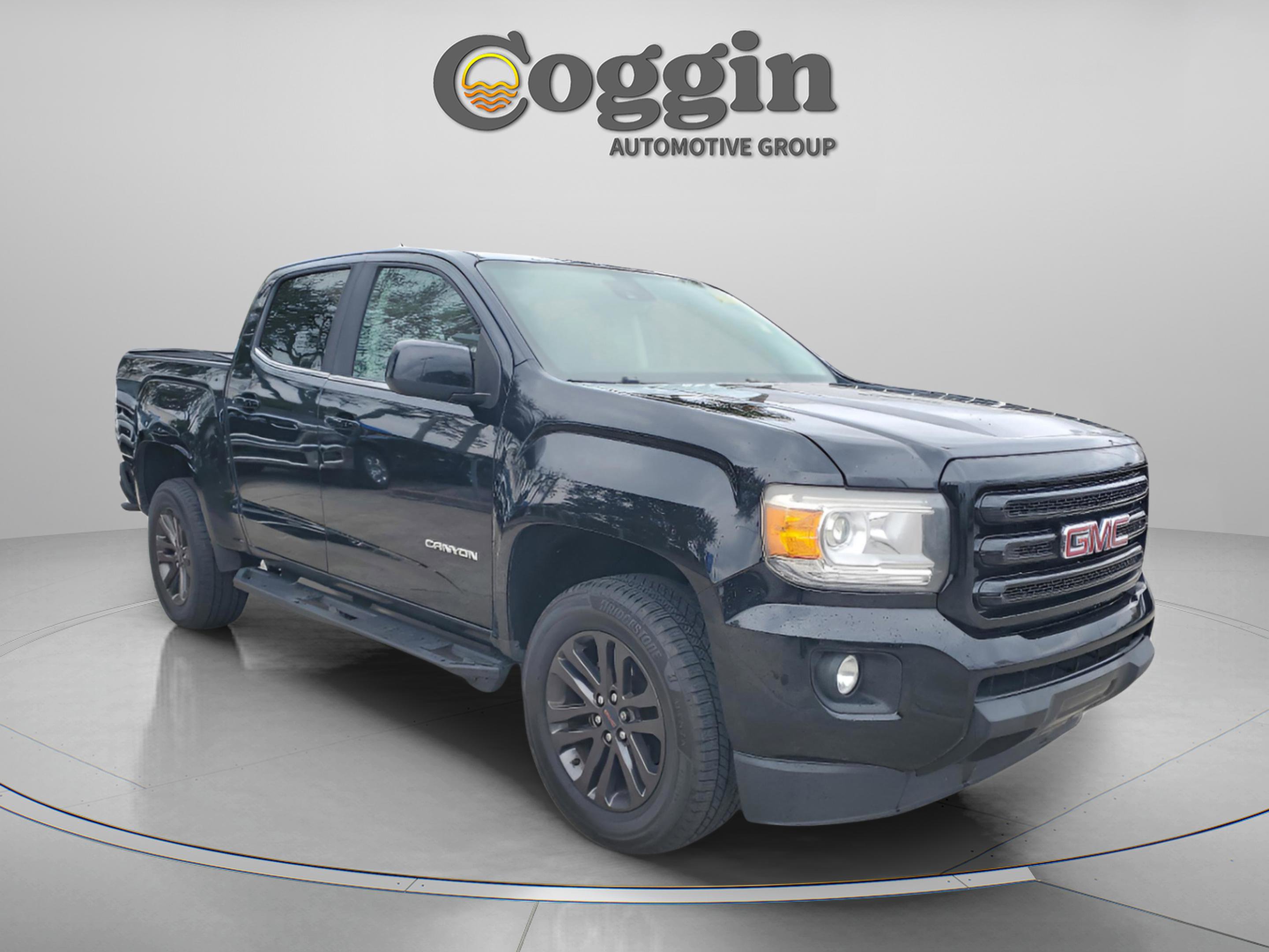 Used 2017 GMC Canyon SLE w/ Nightfall Edition image 4