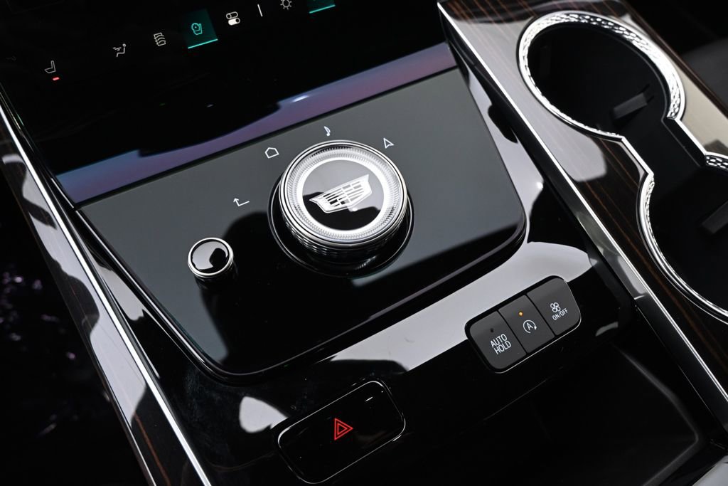 New 2026 Cadillac Escalade Luxury w/ Touring Package image 33