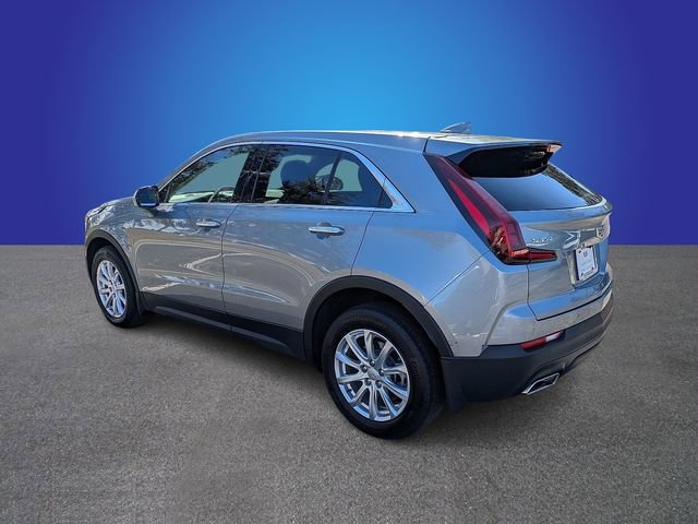 Certified 2023 Cadillac XT4 Luxury w/ Cold Weather Package image 3