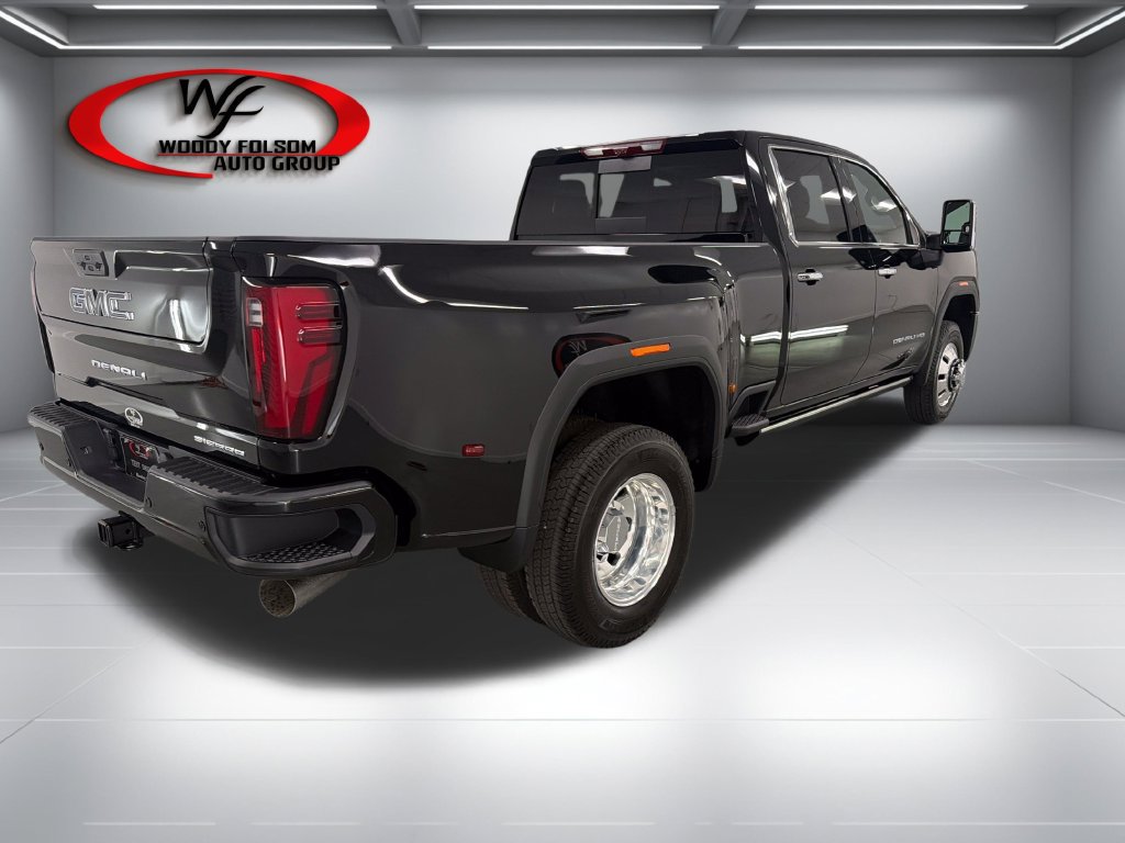 New 2026 GMC Sierra 3500 Denali Ultimate AWD/4WD image 7