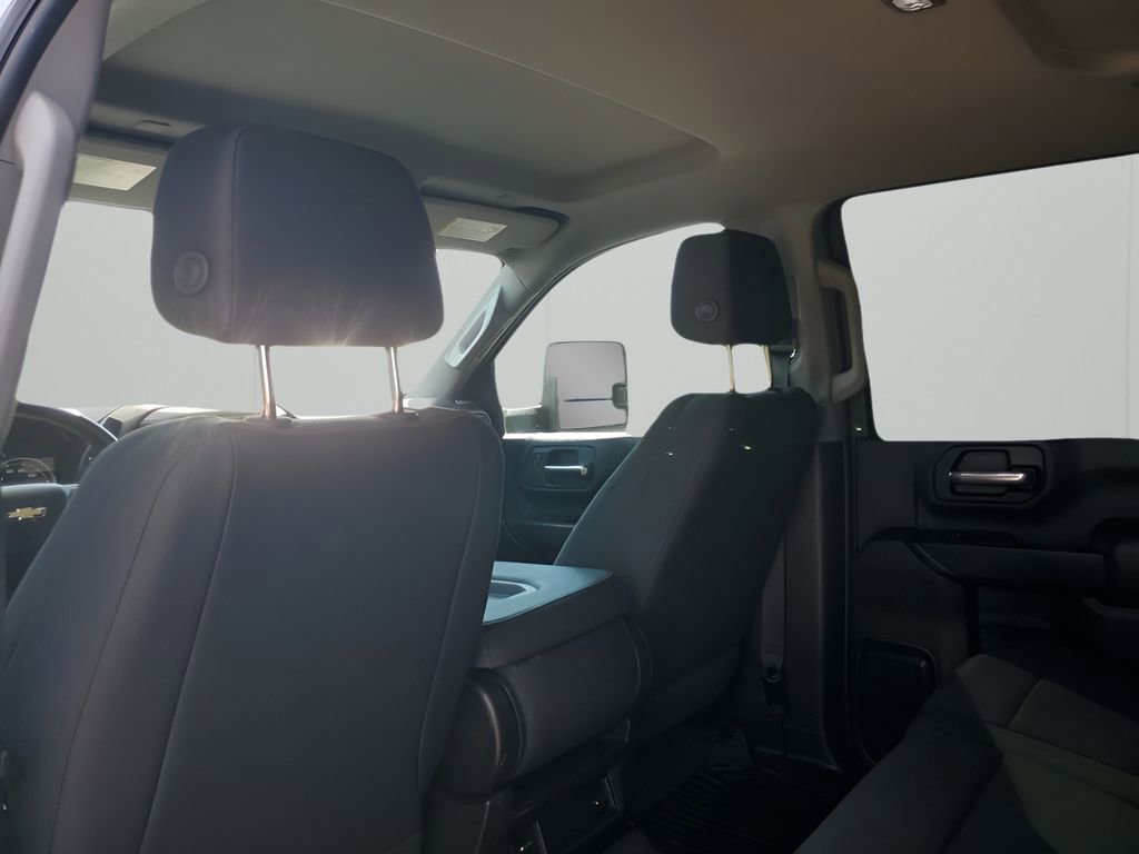 Used 2023 Chevrolet Silverado 2500 Custom w/ Custom Value Package image 18