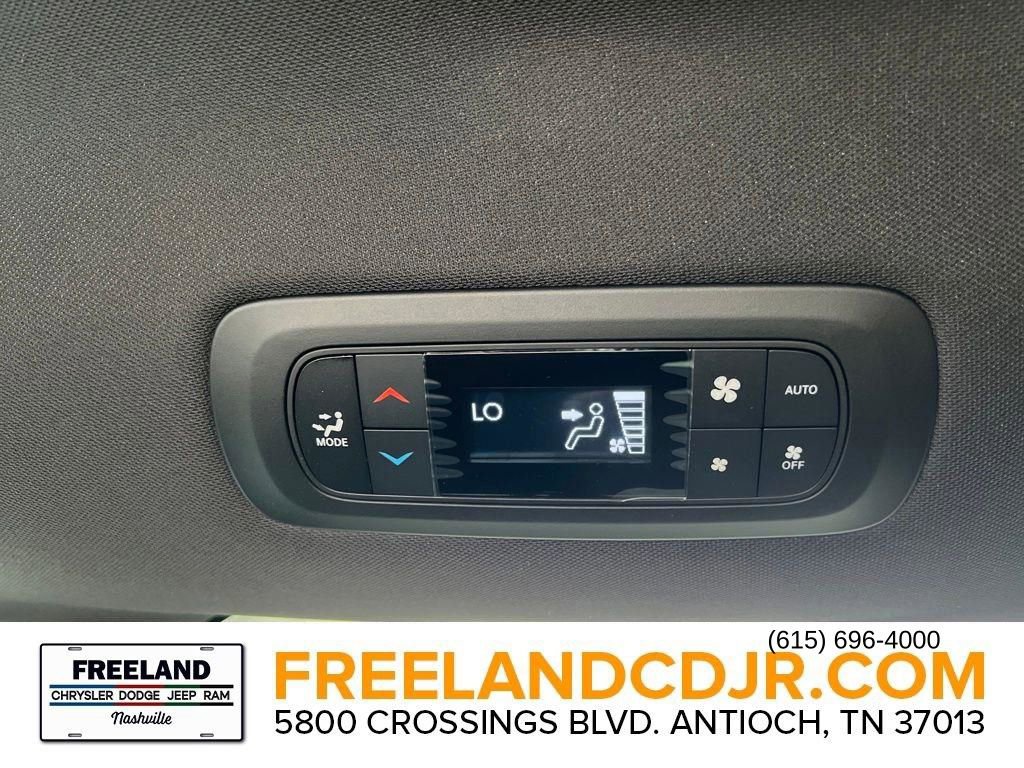 New 2026 Chrysler Voyager LX image 22