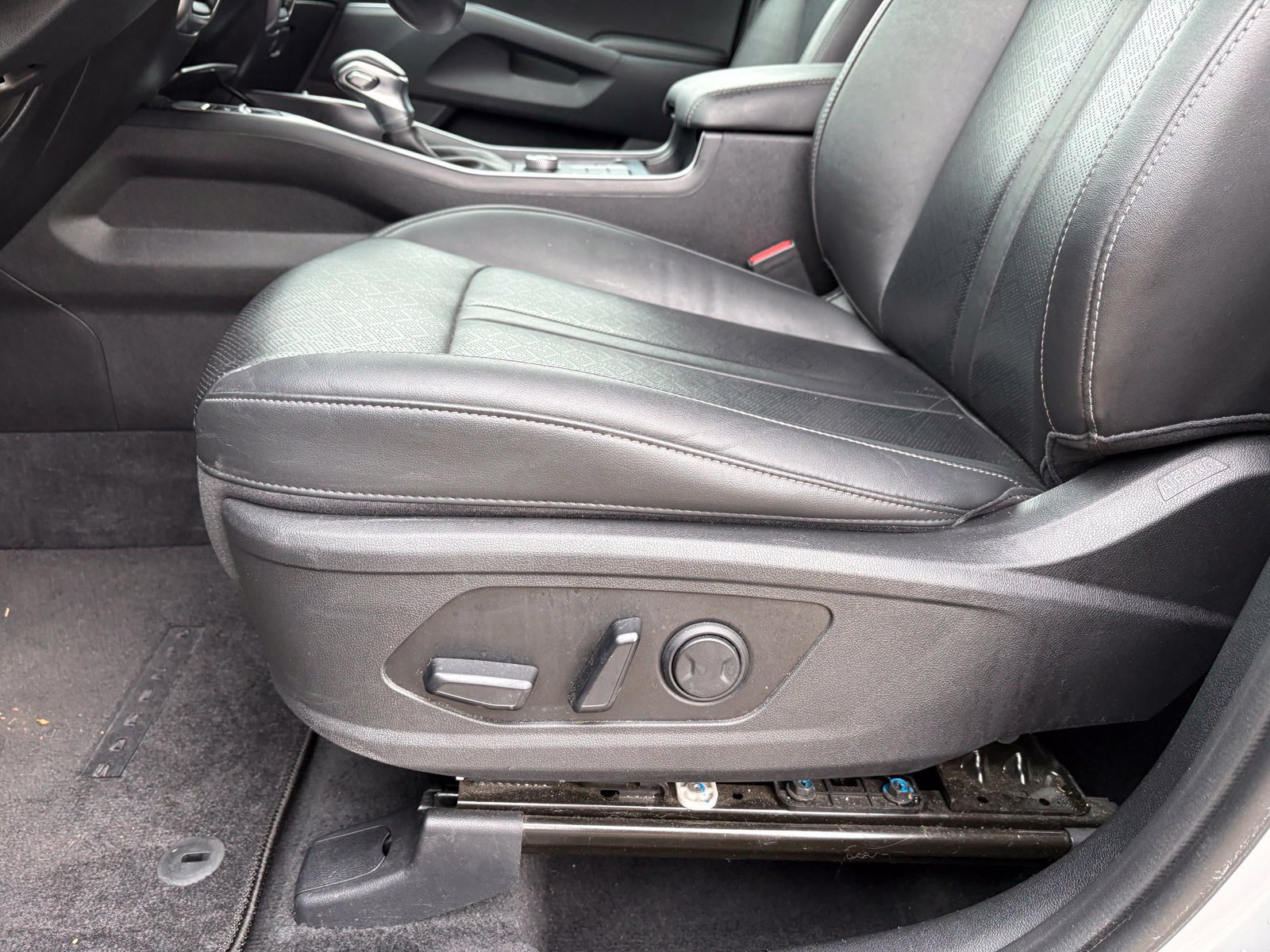 Used 2022 Kia Sorento S AWD/4WD image 29