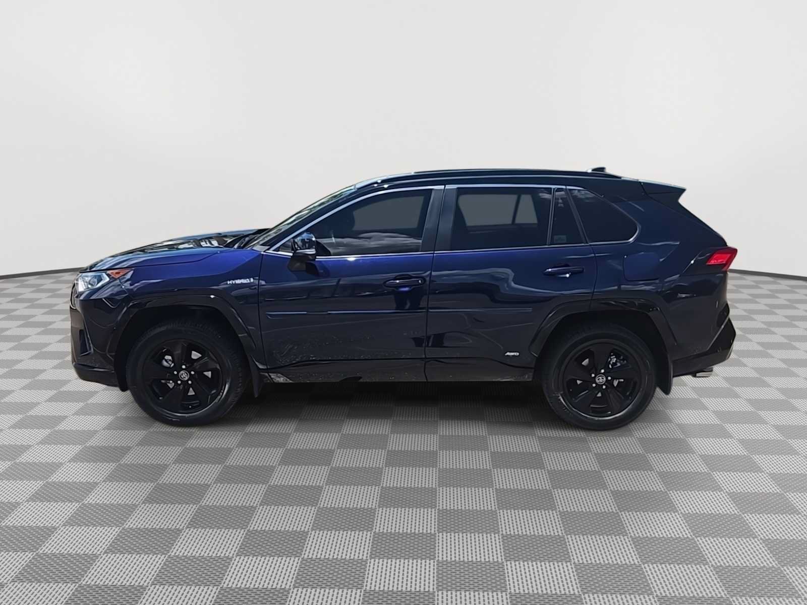 Used 2021 Toyota RAV4 XSE w/ Protection Package (TMS) AWD/4WD image 5