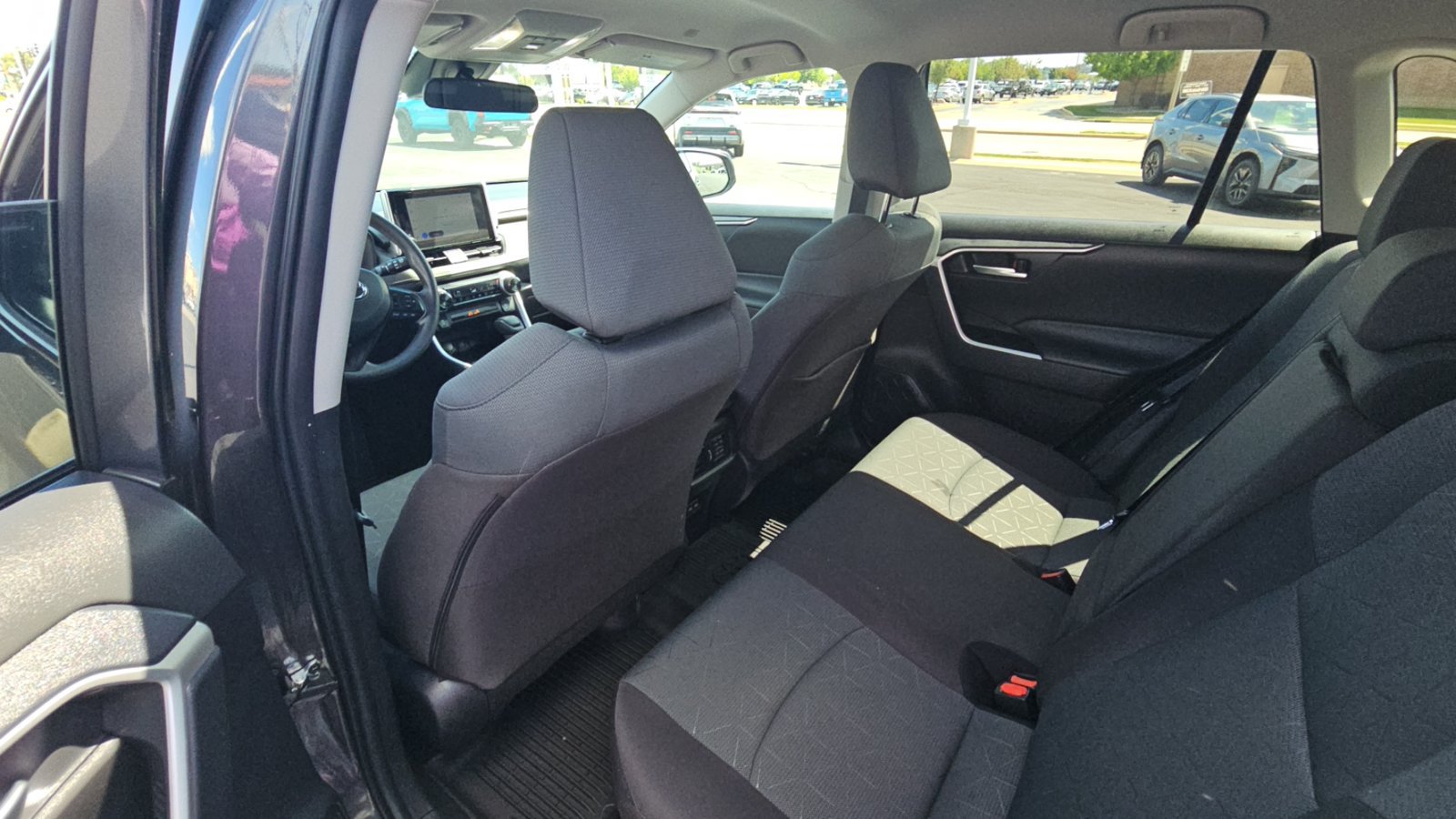 Certified 2025 Toyota RAV4 XLE AWD/4WD image 25