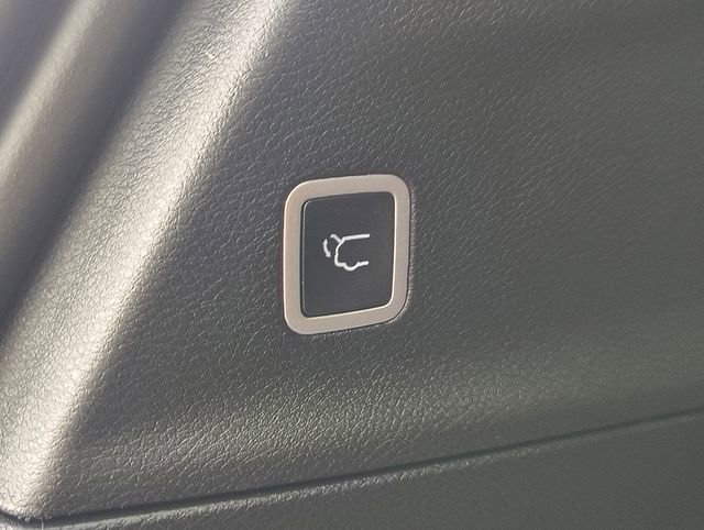 New 2026 Chrysler Pacifica Select w/ S Appearance Package FWD image 35