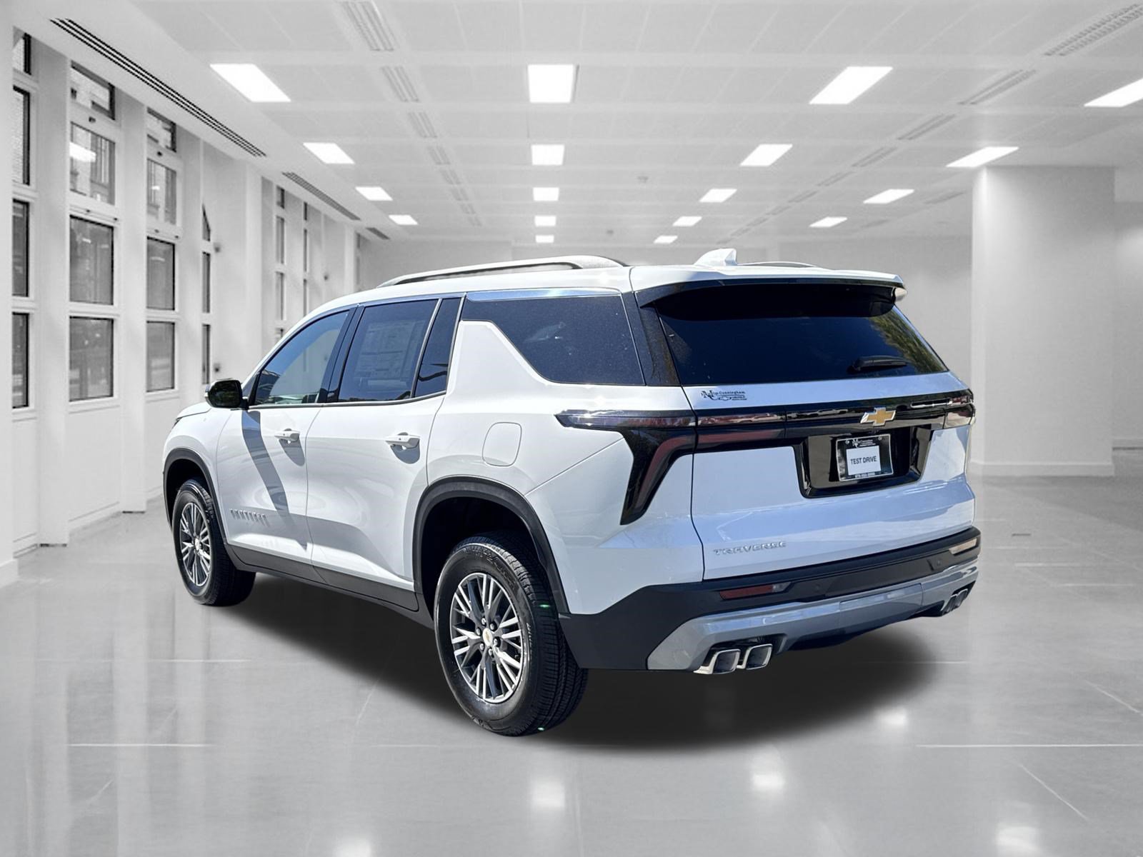 New 2027 Chevrolet Traverse LT w/ LPO, Floor Liner Package FWD image 7