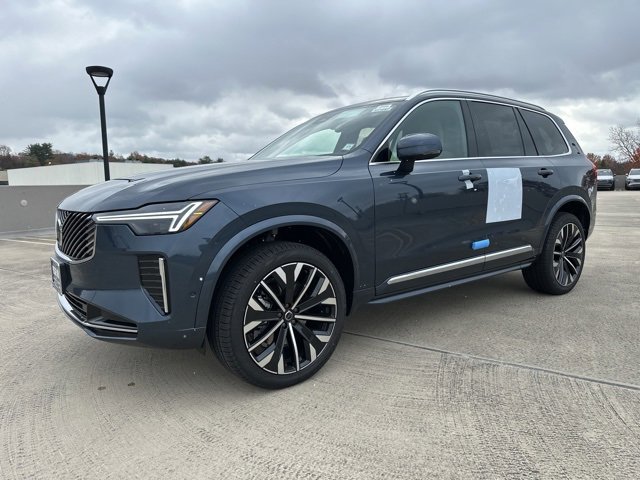 New 2026 Volvo XC90 B5 Plus image 3