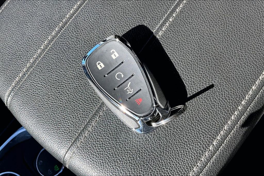 Used 2023 Chevrolet Traverse LT image 26