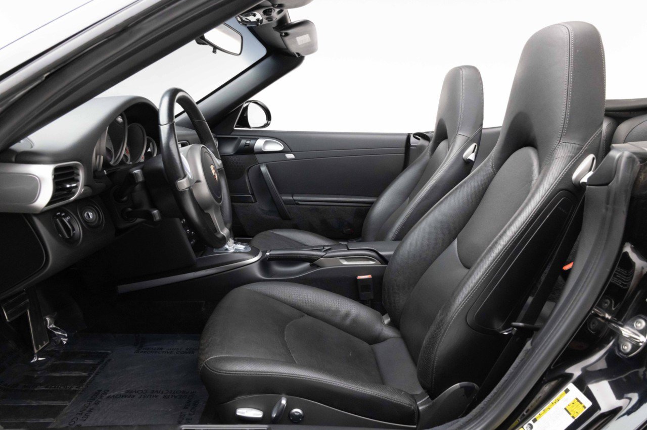 Used 2009 Porsche 911 Carrera 4S AWD/4WD image 16