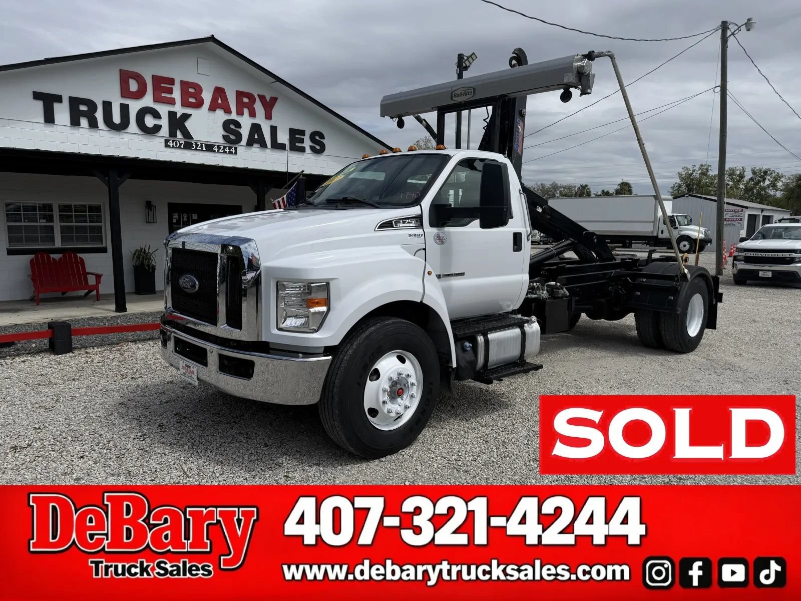 Used 2023 Ford F750 2WD Regular Cab Super Duty image 1